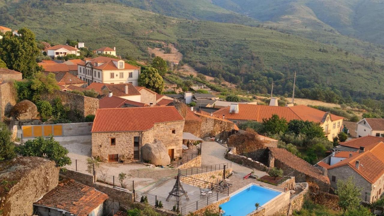 리샤리스 Casa Do Penedo Castle House 빌라 외부 사진
